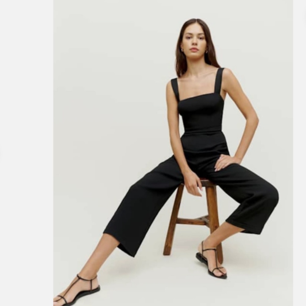 Reformation Black Alva Sleeveless Cropped Minimal Jumpsuit Size 2